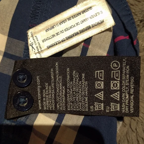 Beautiful dress by Tommy Hilfiger 🌟🍀🌸 - Picture 14 of 16